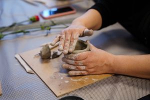 Clay taster session, Grosvenor museum